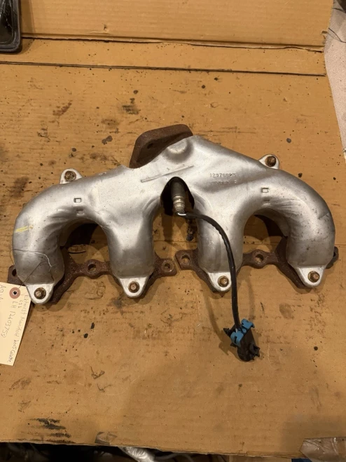 2005 Chevrolet Corvette Left LS2 Used OEM Exhaust Manifold 12576823 / 12603758