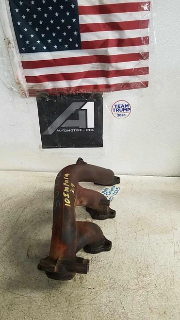 2006-2011 Chevrolet / Pontiac Impala / Monte Carlo / Montana 3.9L Left Front Used Exhaust Manifold