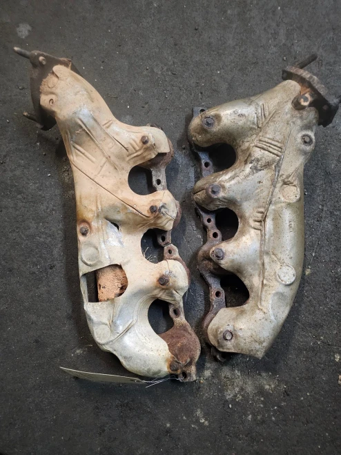 2011 Chevrolet Silverado 6.0L Left Right Used Exhaust Manifold