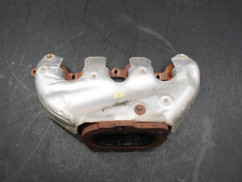 2014-2019 Chevrolet Corvette Right Used OEM Exhaust Manifold 12629725