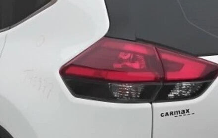 2017 2018 2019 2020 Nissan Rogue Left Driver Tail Lamp Light Quarter Mount OEM used OEM tail light assembly
