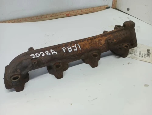 Chevrolet Silverado 6.6L Right Used Exhaust Manifold 12128355