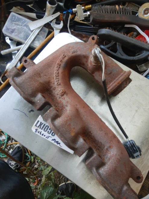 1999-2002 Chrysler 300M 3.5L Right Used Exhaust Manifold