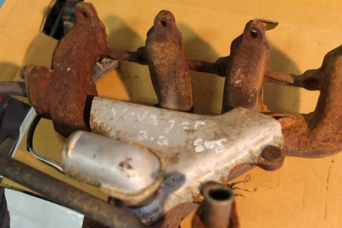 Chrysler Voyager 2.3L Used Exhaust Manifold