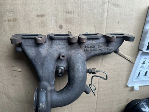 2005 Dodge Neon Used OEM Exhaust Manifold