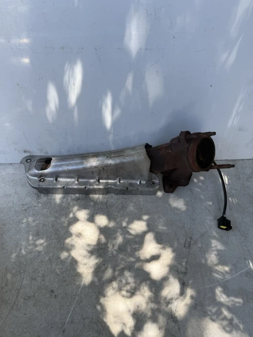 2009-2023 Dodge Charger 5.7L Left Used Exhaust Manifold