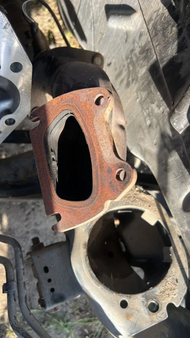 2012 Dodge Challenger Right Used Exhaust Manifold