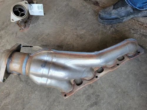 2015-2018 Dodge Challenger 6.2L Left Used Exhaust Manifold