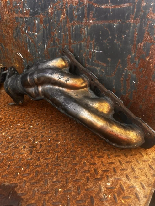 2015-2023 Dodge Charger / Challenger 6.4L Right Used Exhaust Manifold