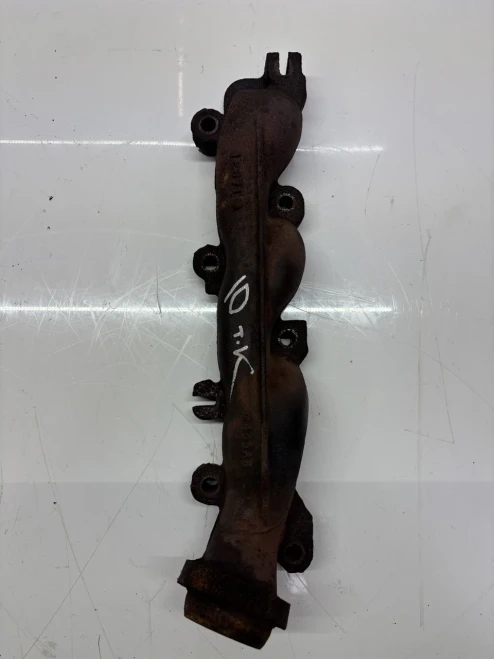 Dodge Durango / Ram 1500 5.7L V8 Used Exhaust Manifold