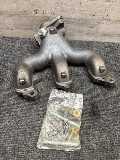 Ford F-150 / Bronco Used Dorman Exhaust Manifold F5TZ9431A / F5TZ9431F