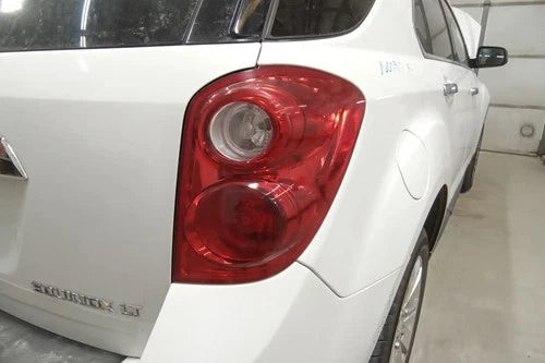 2010 2011 2012 2013 2014 2015 Chevrolet Equinox Passenger RH Tail Light Lamp OEM used OEM tail light assembly