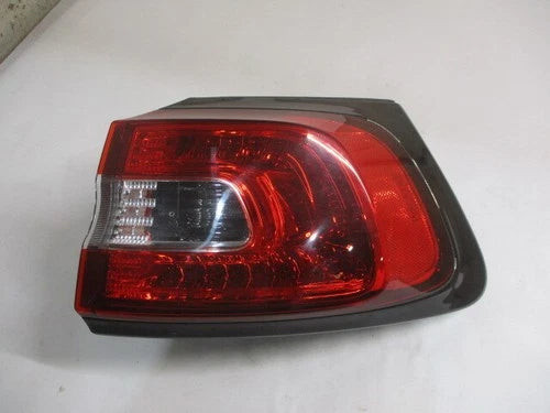 14 15 16 17 18 Jeep Cherokee RH Passenger LED Outer Tail Brake Light Lamp OEM used OEM tail light assembly