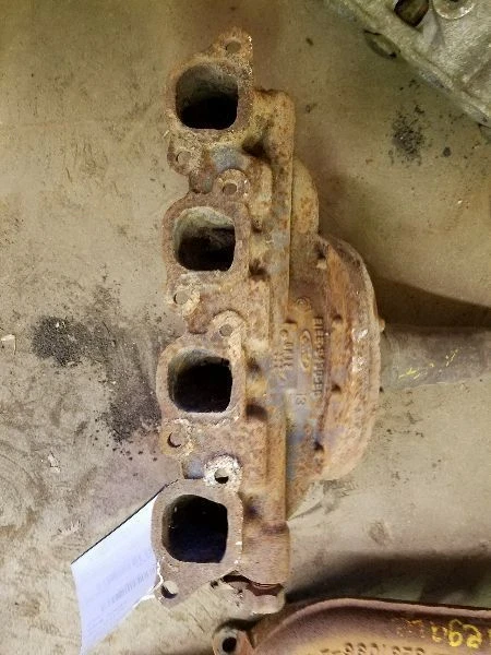 1981-1982 Ford Escort CAST IRON Used Exhaust Manifold E1EE-9430-BC