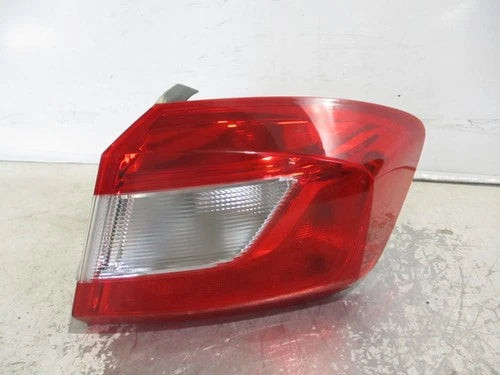 2016 Chevrolet Cruze Passenger RH Tail Light Lamp OEM used OEM tail light assembly