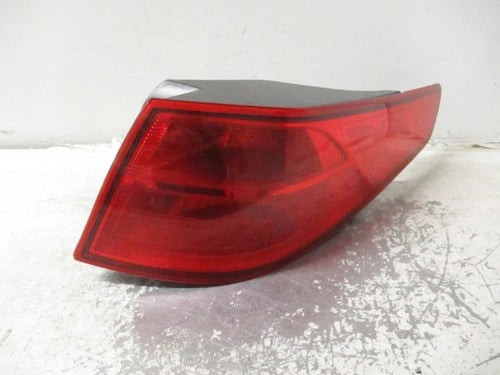 2014-2015 Kia Optima Passenger RH Tail Light Lamp OEM used OEM tail light assembly