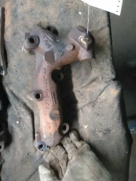 1990-1992 Ford Ranger 4.0L Left Used Exhaust Manifold
