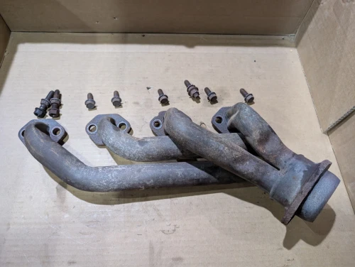 1994-1995 Ford Mustang 5.0L Left Header 302 engine Used OEM Exhaust Manifold