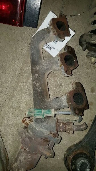 1997-1998 Ford E-150 4.2L Right Used Exhaust Manifold