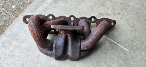 2000-2004 Ford Focus 2.0L DOHC Used Exhaust Manifold