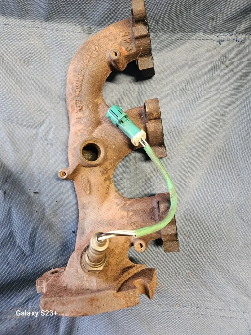 2003 Ford Taurus 3.0L Right Used Exhaust Manifold