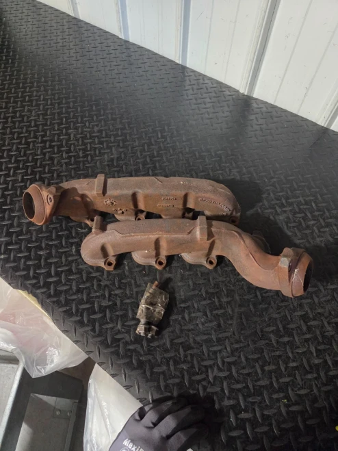 2007-2014 Ford Mustang Header Used OEM Exhaust Manifold