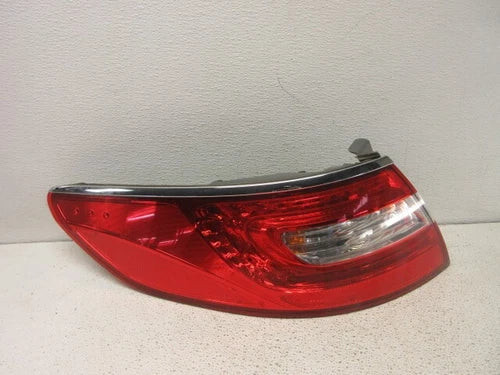 2012-2017 Hyundai Azera Driver LH Quarter Mounted Tail Lamp OEM OEM used OEM tail light assembly
