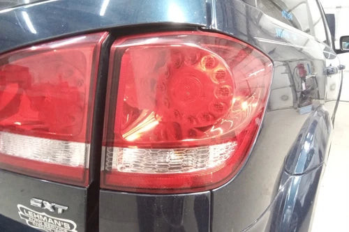 2014-2020 Dodge Journey Passenger RH Quarter Mounted LED Tail Light Lamp OEM used OEM tail light assembly