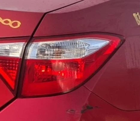 2014-2016 Toyota Corolla Quarter Mount Passenger RH Tail Light Lamp OEM OEM used OEM tail light assembly