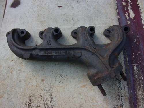 Ford Mustang Left 302 engine 351 engine Used Exhaust Manifold D30E-9431-EA