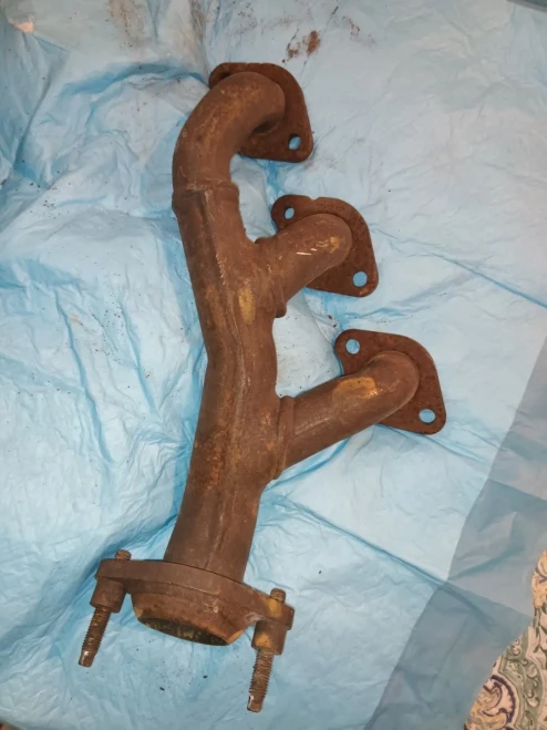 Ford Mustang Left V6 Used Exhaust Manifold