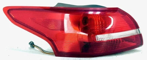 2015-2018 Ford Focus Driver LH Tail Light Lamp Sedan Quarter Mounted OEM used OEM tail light assembly