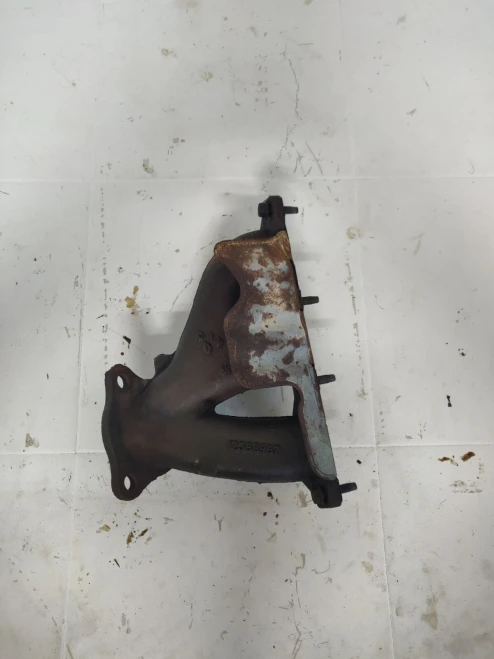 2008 GMC Acadia 3.6L Right Used Exhaust Manifold 12588987