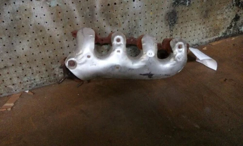 2014-2018 GMC Sierra / 1500 Pickup 5.3L Right Used Exhaust Manifold