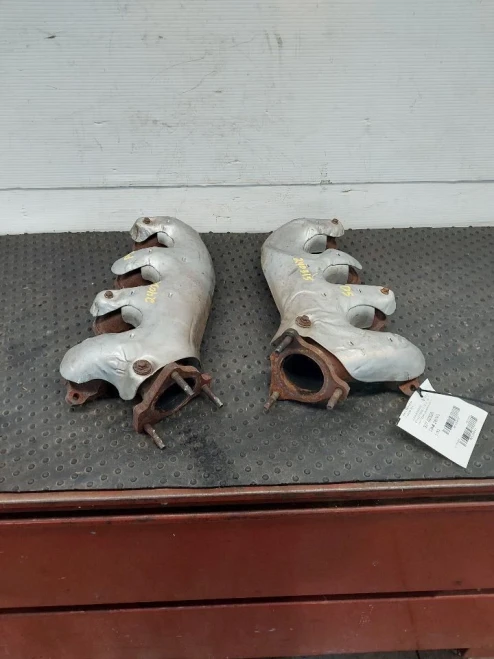 2014-2018 GMC Sierra Pair Used Exhaust Manifold 12616288