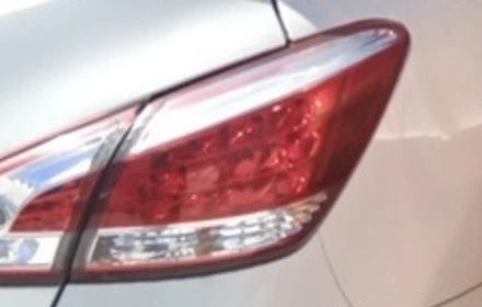 11-14 Nissan Murano Right Passenger Quarter Mounted Tail Light Lamp OEM OEM used OEM tail light assembly