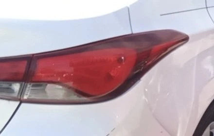 14-16 Hyundai Elantra Right Passenger Quarter Mounted Tail Light Lamp OEM OEM used OEM tail light assembly