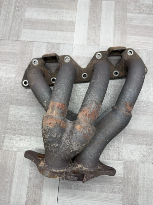 1999-2000 Honda Civic Header Used OEM Exhaust Manifold