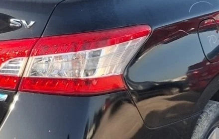 2013-2015 Nissan Sentra Quarter Mount Passenger RH Tail Light Lamp OEM OEM used OEM tail light assembly
