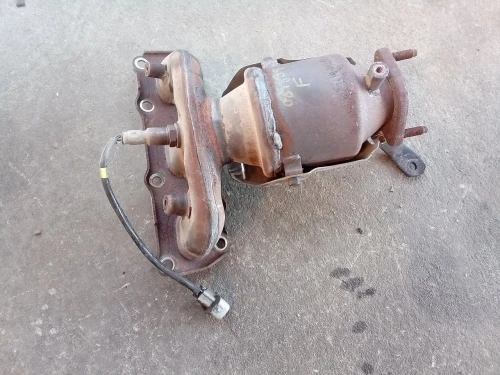 2012-2017 Hyundai Azera 3.3L Left Used Exhaust Manifold
