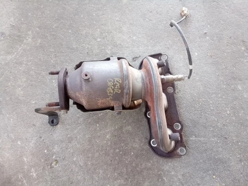 2012-2017 Hyundai Azera 3.3L Right Used Exhaust Manifold