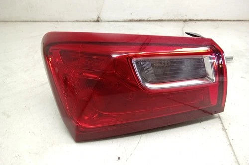 17 2017 Chevrolet Malibu Driver LH Quarter Mounted Tail Light Lamp OEM used OEM tail light assembly