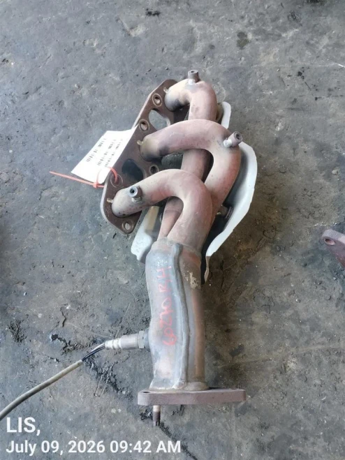 2007-2008 Infiniti G35 Right Used OEM Exhaust Manifold