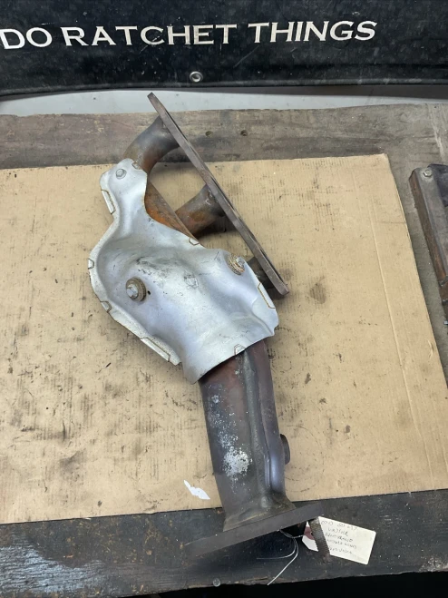 2007-2013 Infiniti G35 / G37 Right Header VQ35HR Used Exhaust Manifold 14002-JK21A