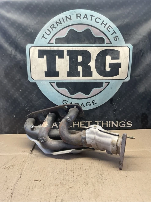 2008-2015 Infiniti / Nissan G37 / 370Z Left Used Exhaust Manifold 14002-EY01B