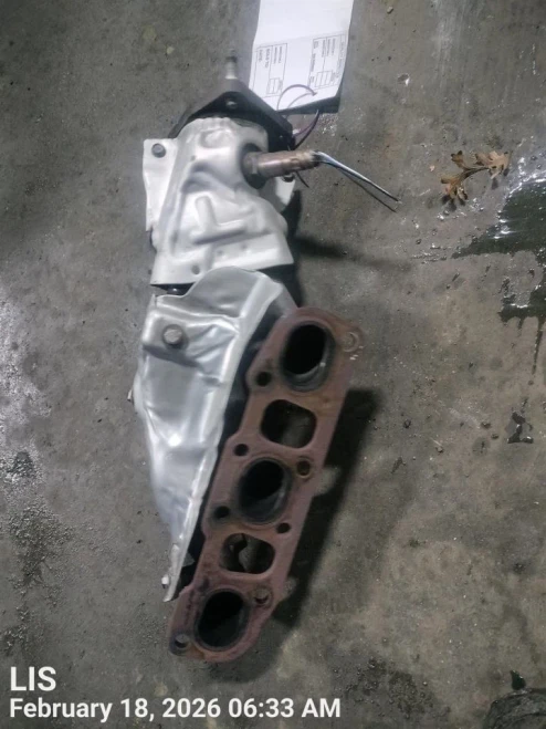 2014-2018 Infiniti Q50 Left Used OEM Exhaust Manifold