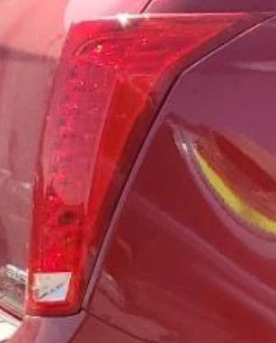 2010-2016 Cadillac SRX RH Passenger Tail Light Lamp OEM used OEM tail light assembly