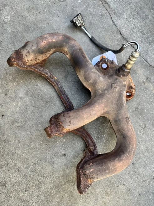 2000-2006 Jeep Wrangler 4.0L Rear Used OEM Exhaust Manifold 53010198