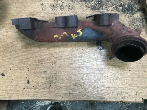 2001-2005 Jeep Cherokee 3.7L V6 Used Exhaust Manifold