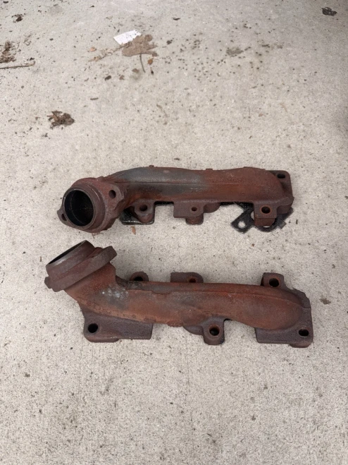 2005-2012 Jeep Liberty 3.7L Used OEM Exhaust Manifold